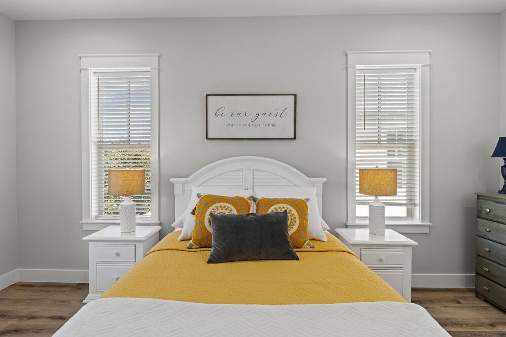 Photo of Bedroom in Lakeside at Blue Mountain Beach