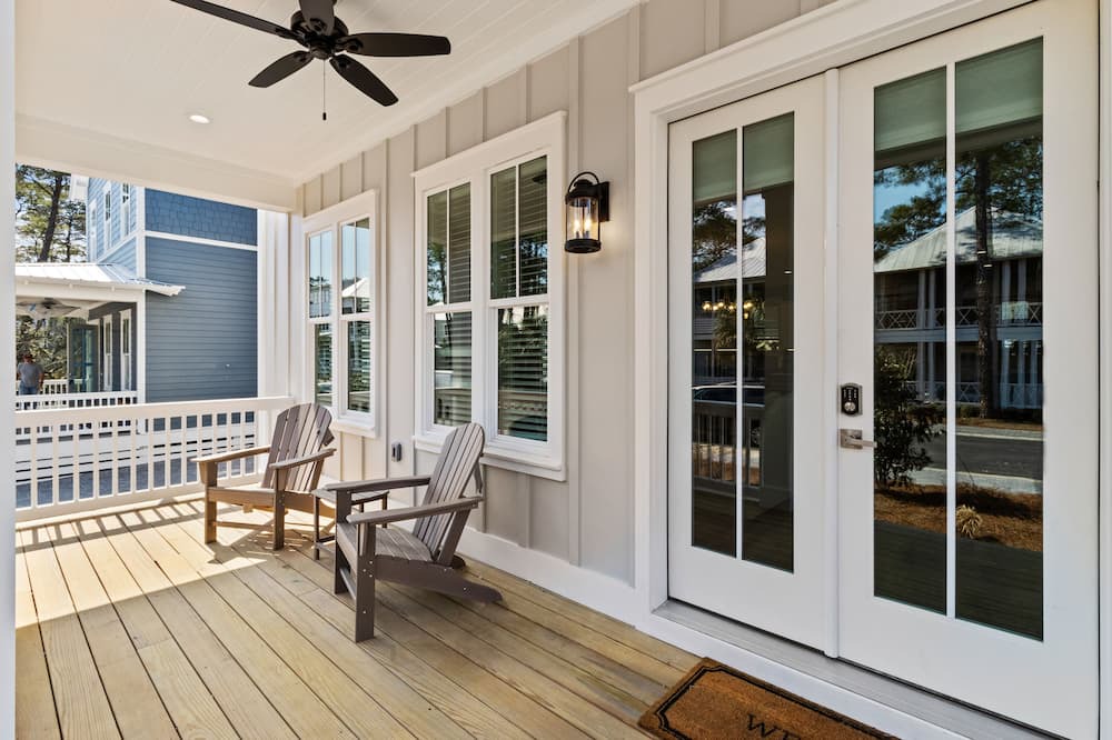 Photo of Patio Balcony in Lakeside at Blue Mountain Beach