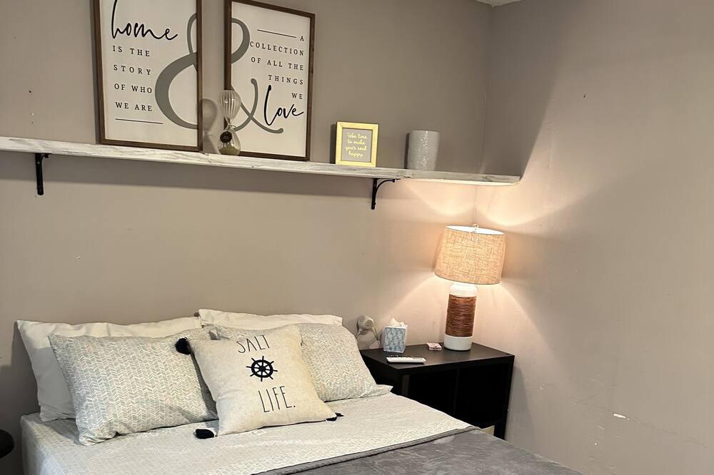 Photo of Bedroom in Southeast Pensacola