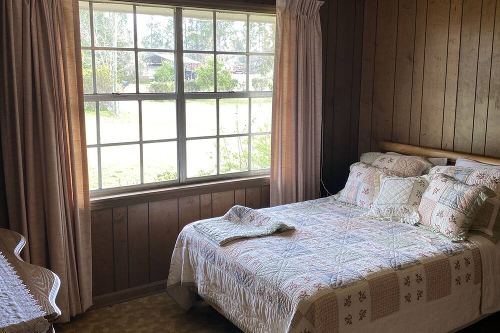 Photo of Bedroom in Mount Pleasant