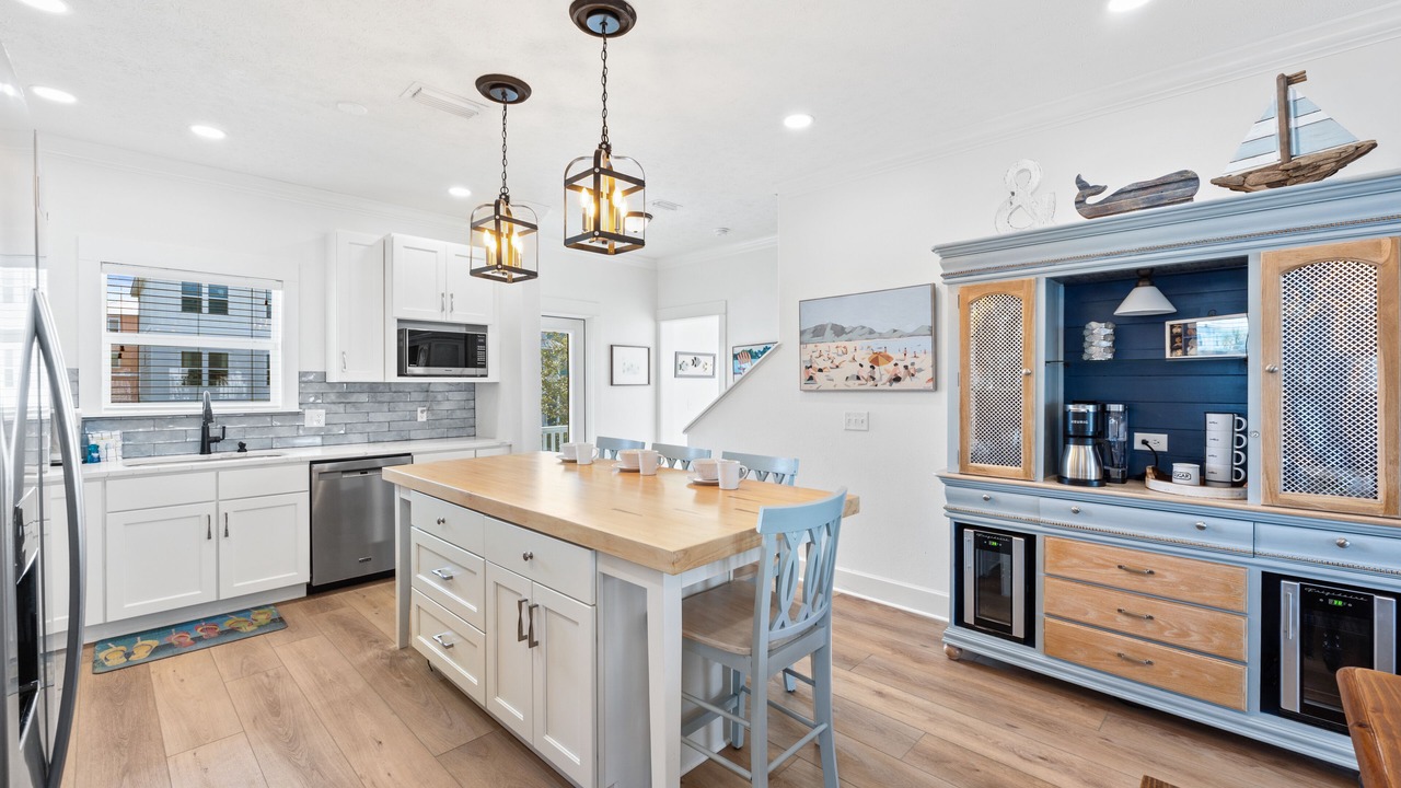 Photo of Kitchen in Upper Grand Lagoon