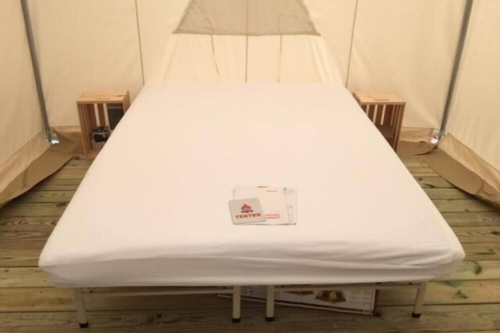 Photo of Bedroom in Jackson