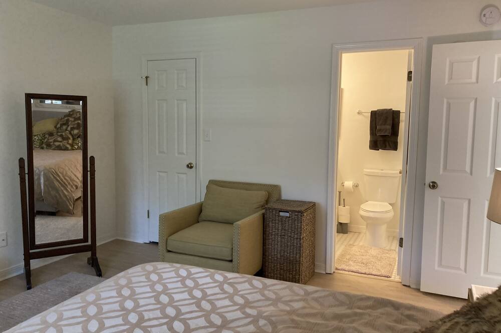 Photo of Bedroom in Fairhope