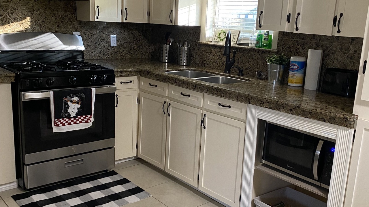 Photo of Kitchen in Sunset