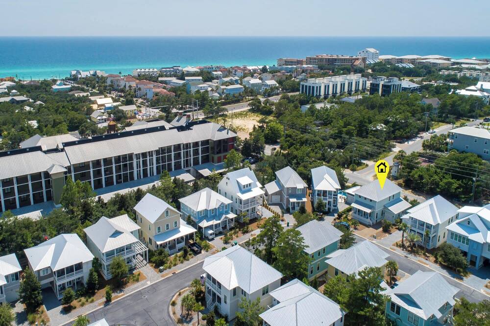 Photo of Outdoor in Lakeside at Blue Mountain Beach