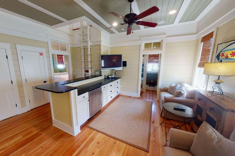 Photo of Livingroom in Beach District
