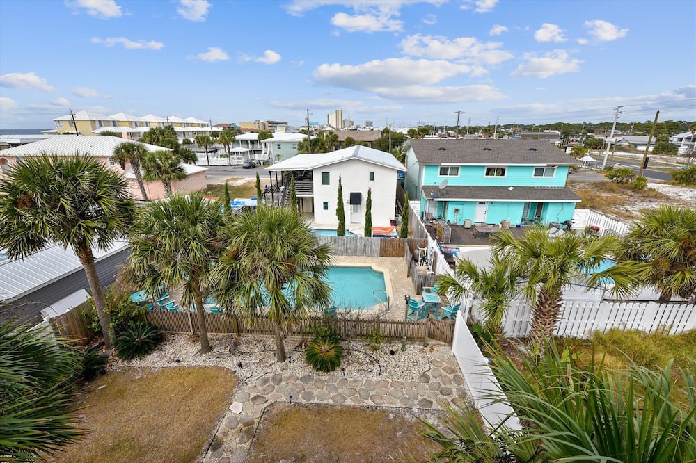 Photo of Patio Balcony in Silver Sands Beach
