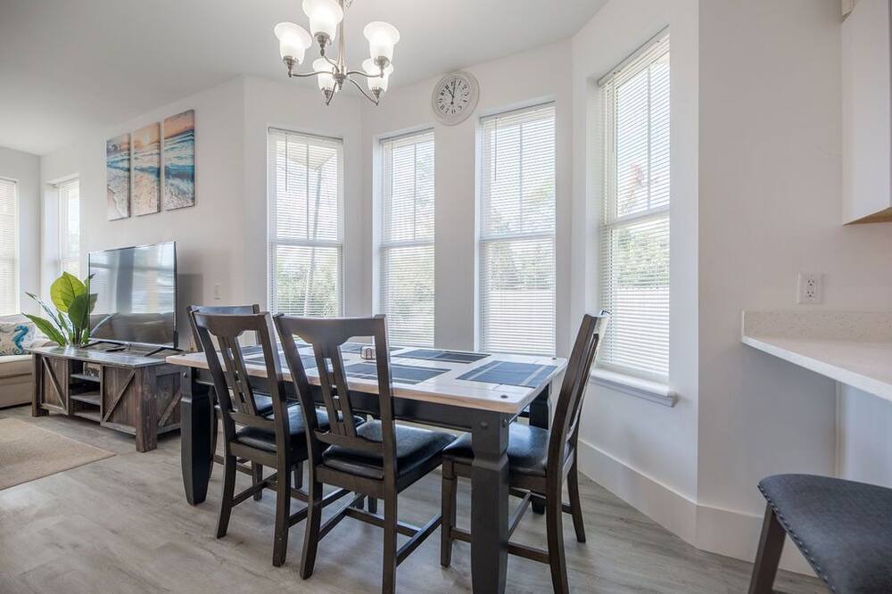 Photo of Kitchen in Upper Grand Lagoon