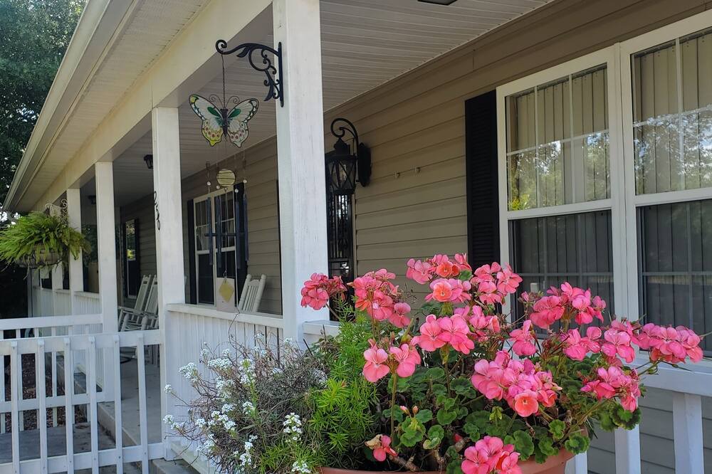 Photo of Outdoor in Magnolia Bluffs