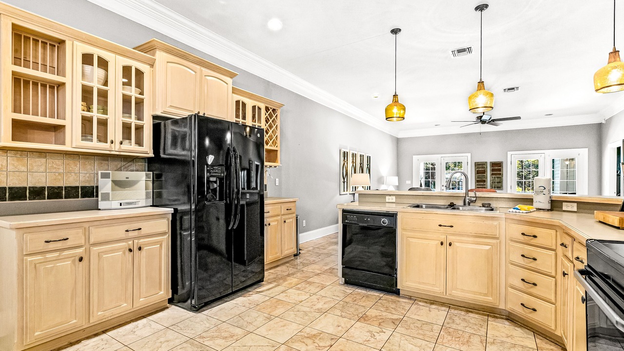 Photo of Kitchen in Village of Sugar Beach