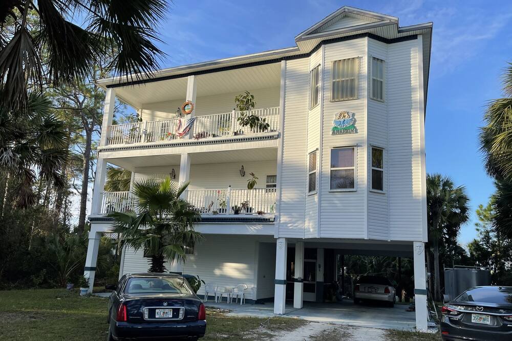 Photo of Outdoor in East End