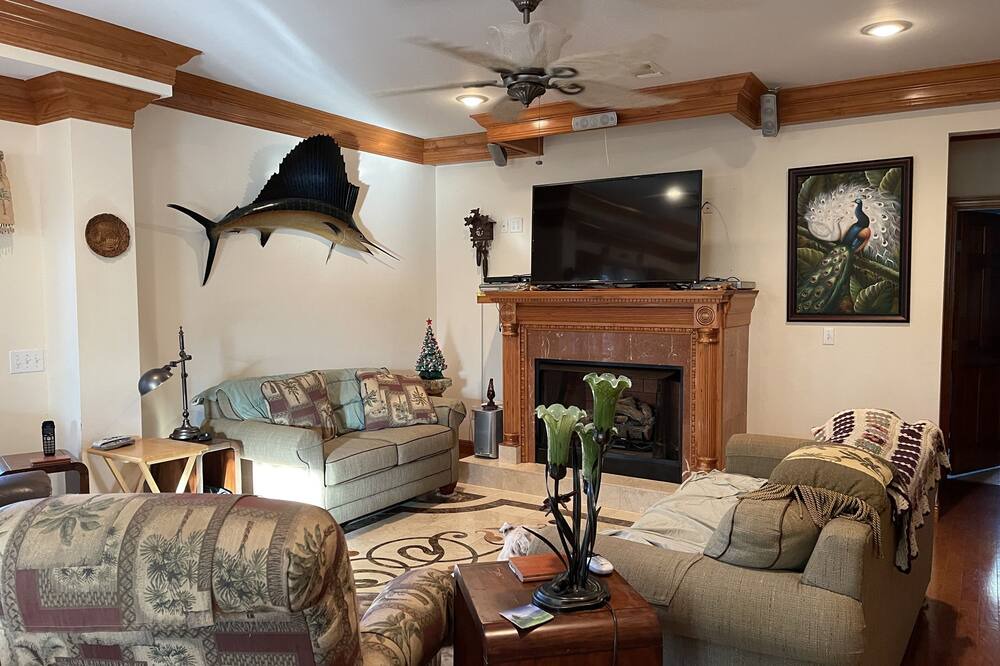 Photo of Livingroom in East End