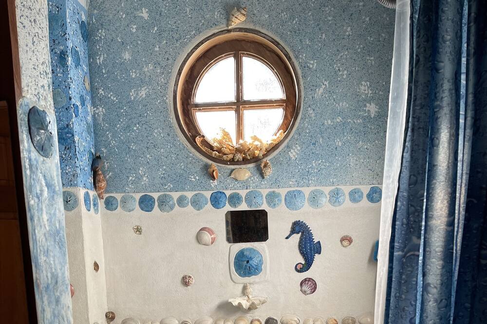 Photo of Bathroom in East End