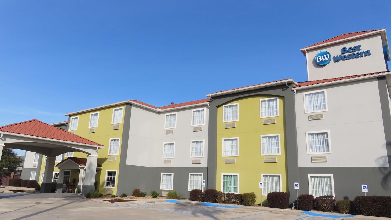 Photo of Outdoor in Broussard