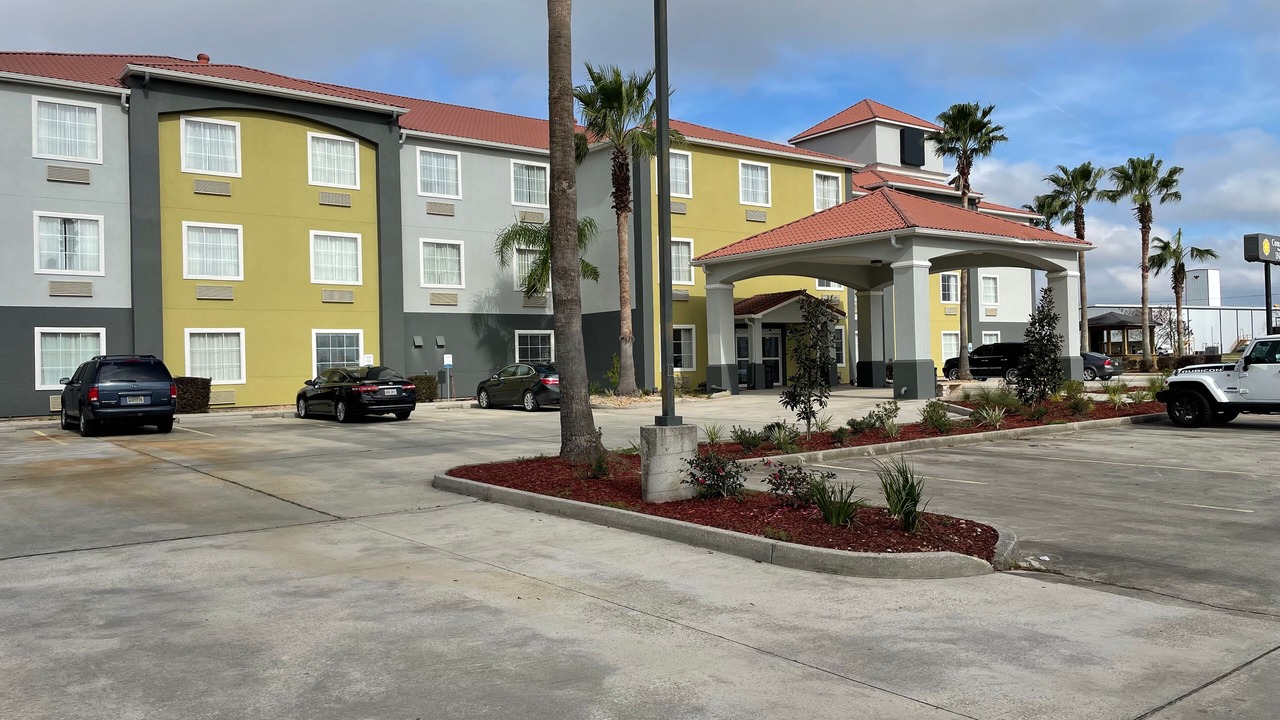 Photo of Outdoor in Broussard