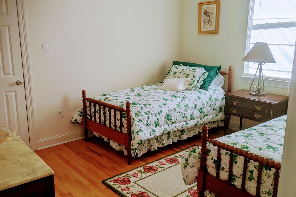Photo of Bedroom in Folsom