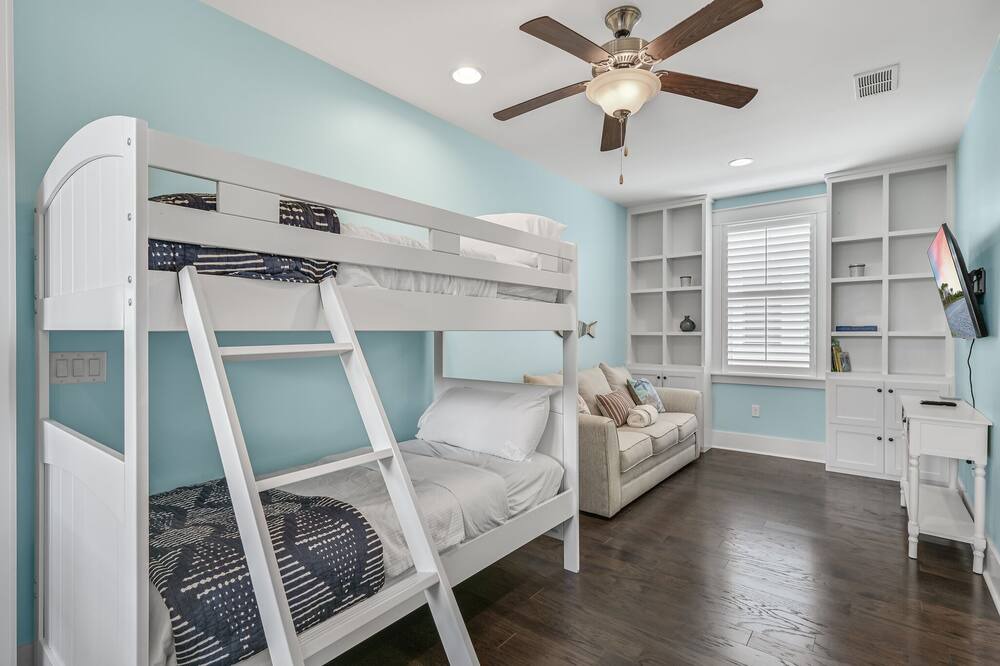 Photo of Bedroom in Santa Rosa Beach