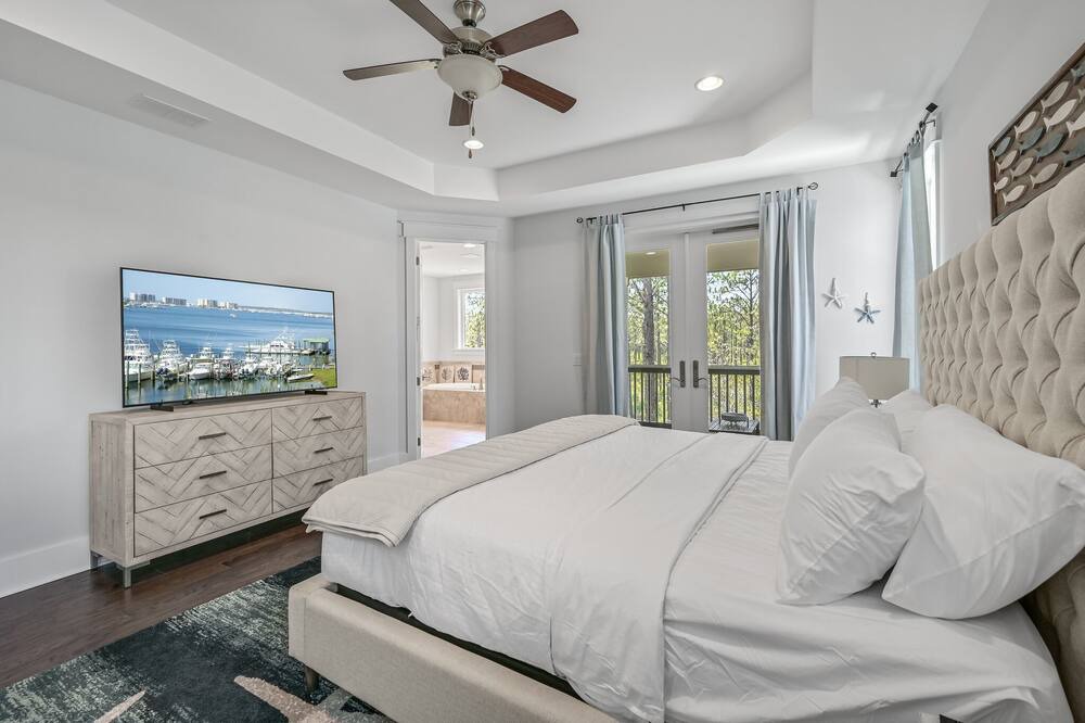 Photo of Bedroom in Santa Rosa Beach