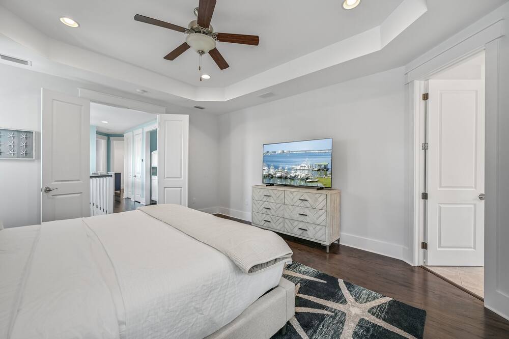 Photo of Bedroom in Santa Rosa Beach