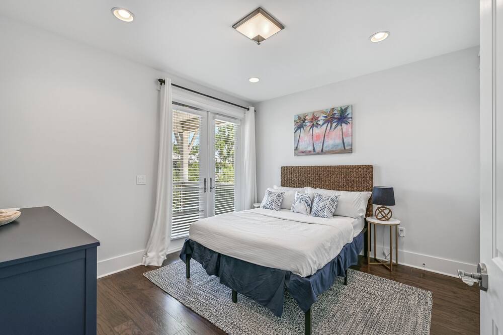 Photo of Bedroom in Santa Rosa Beach