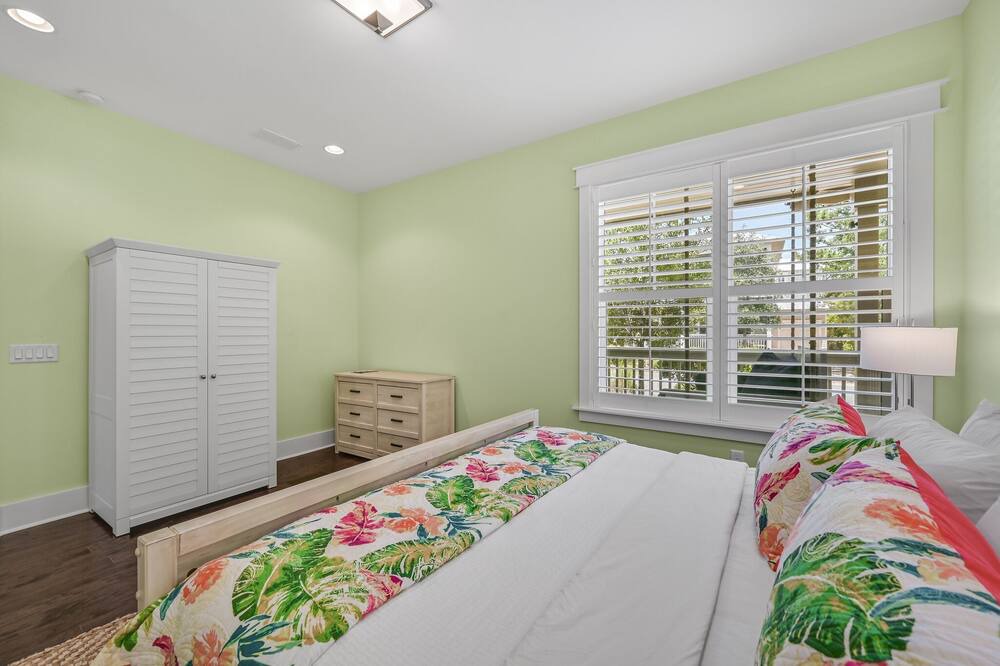 Photo of Bedroom in Santa Rosa Beach