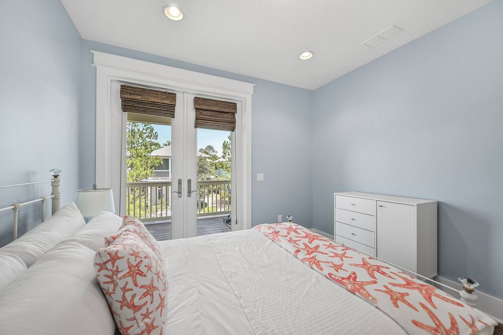 Photo of Bedroom in Santa Rosa Beach