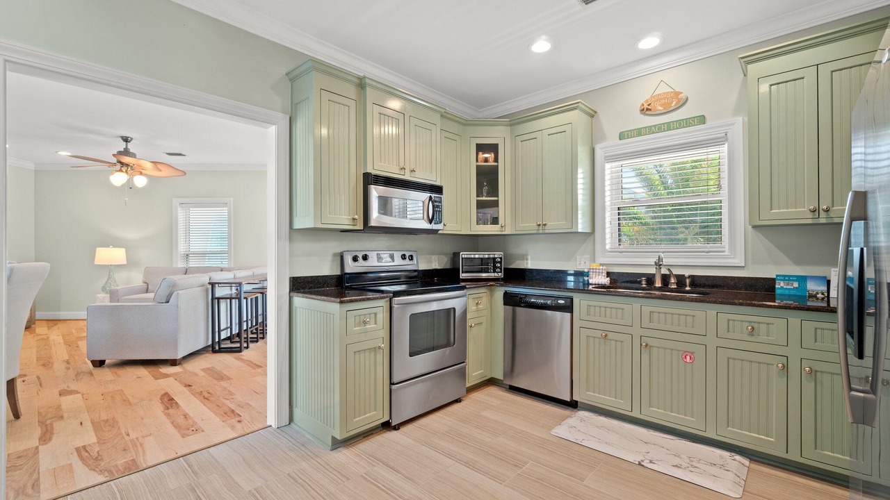 Photo of Kitchen in Kiska Beach