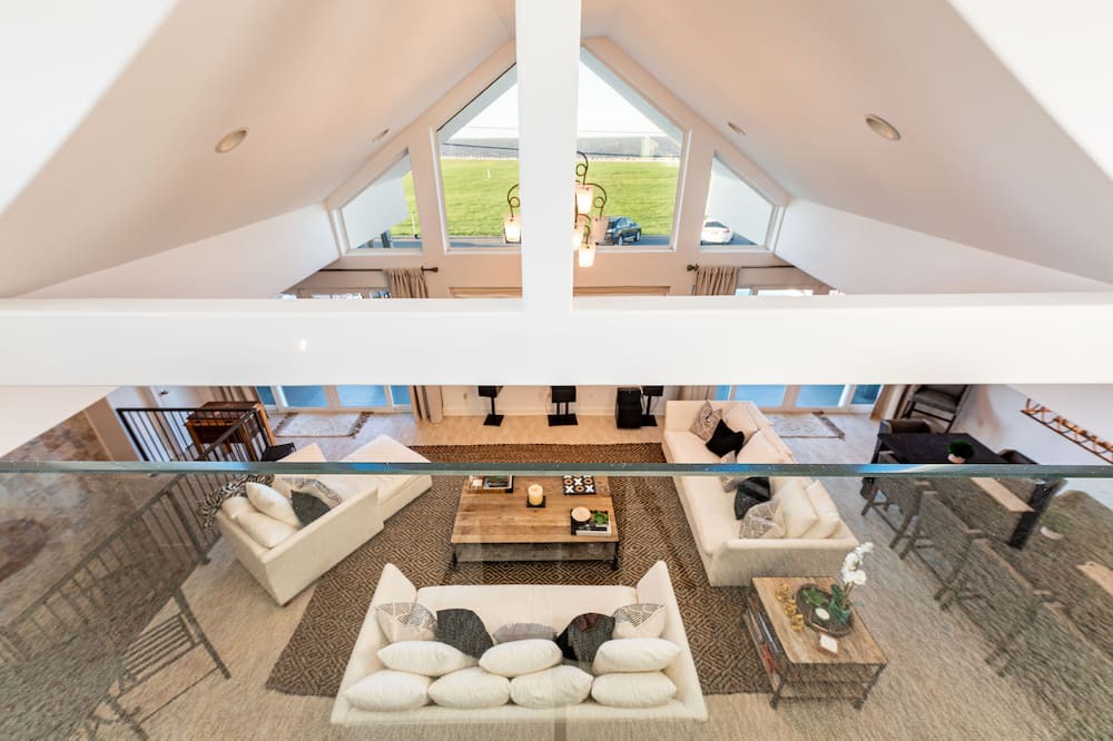 Photo of Livingroom in West End