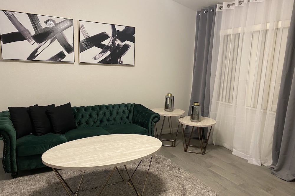 Photo of Livingroom in South Daytona