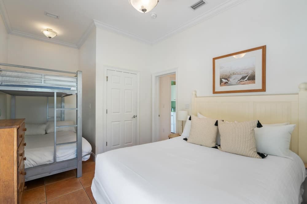 Photo of Bedroom in Sugarwood Beach
