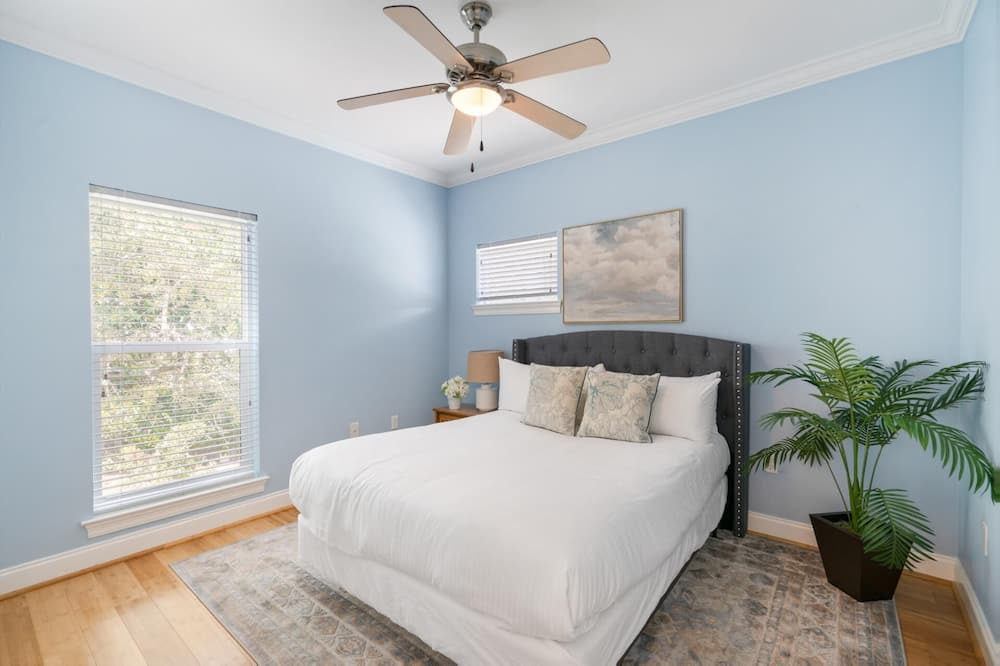 Photo of Bedroom in Sugarwood Beach