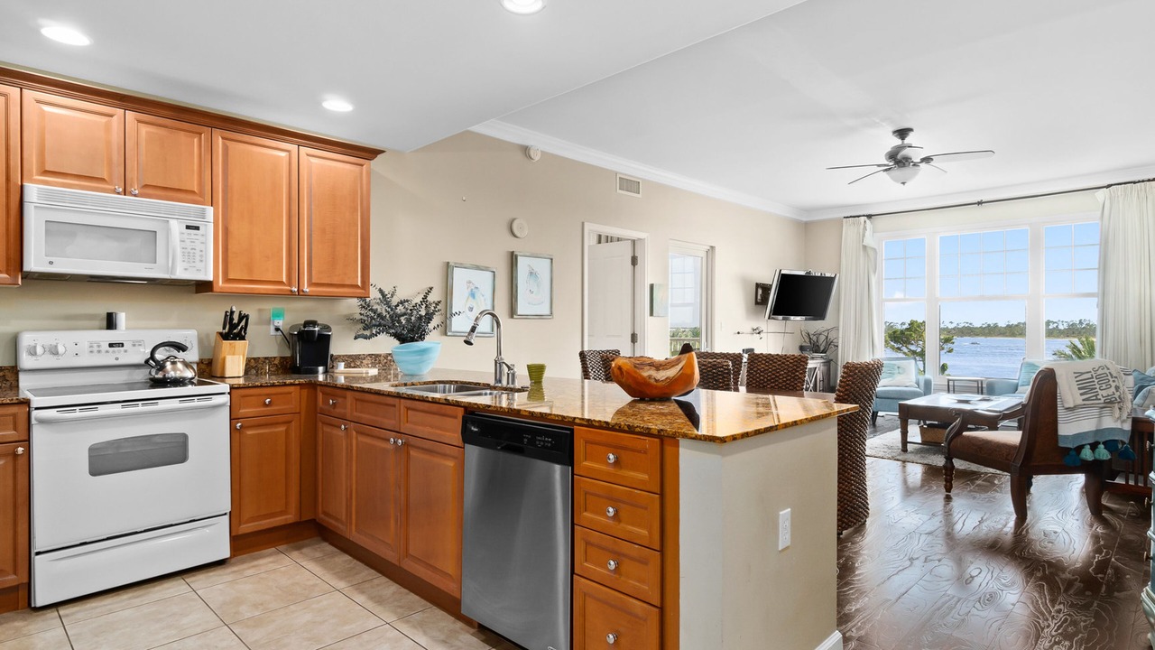 Photo of Kitchen in Upper Grand Lagoon