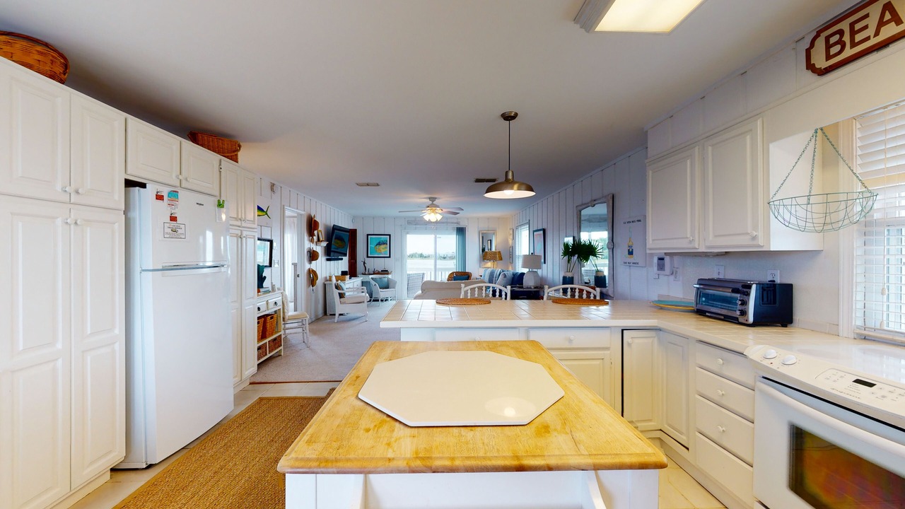 Photo of Kitchen in Royal Lagoons
