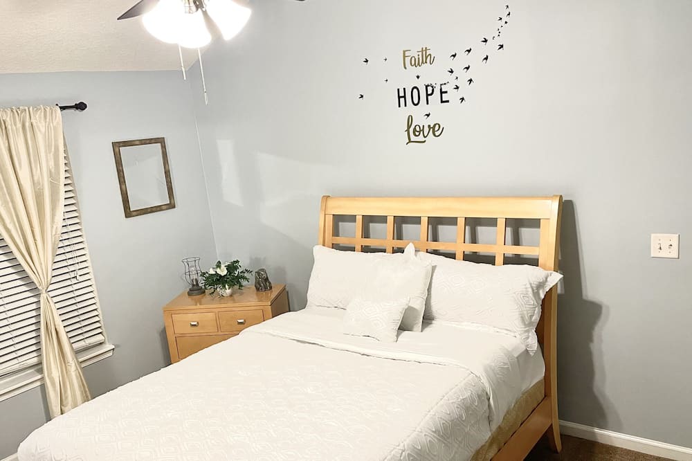 Photo of Bedroom in Northside