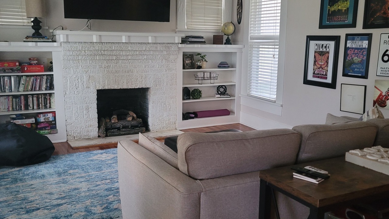 Photo of Livingroom in Elysian Fields