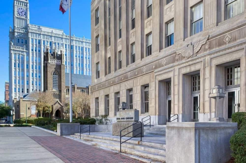Photo of Outdoor in Downtown Jackson