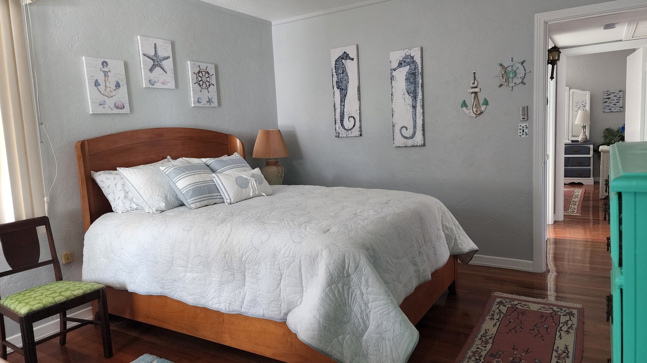 Photo of Bedroom in Seabreeze Park