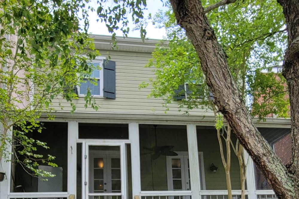 Photo of Outdoor in Madisonville