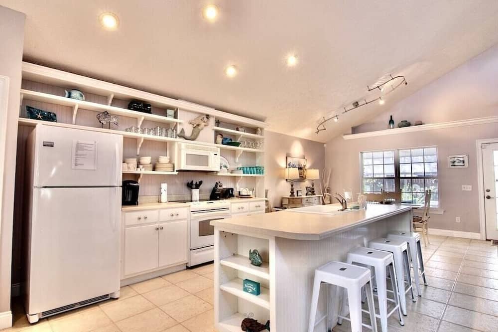 Photo of Kitchen in Riviera Beach