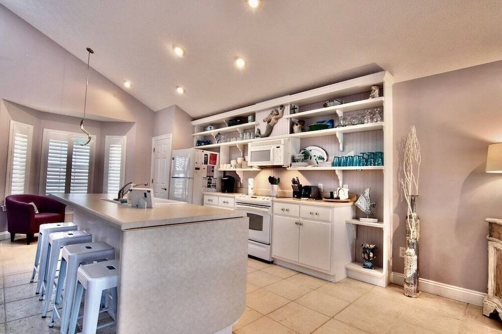 Photo of Kitchen in Riviera Beach