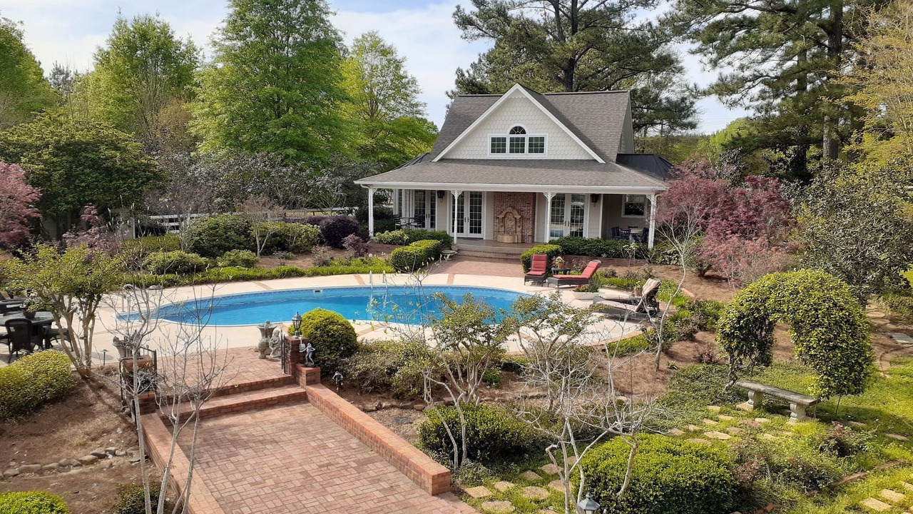 Photo of Outdoor in Starkville