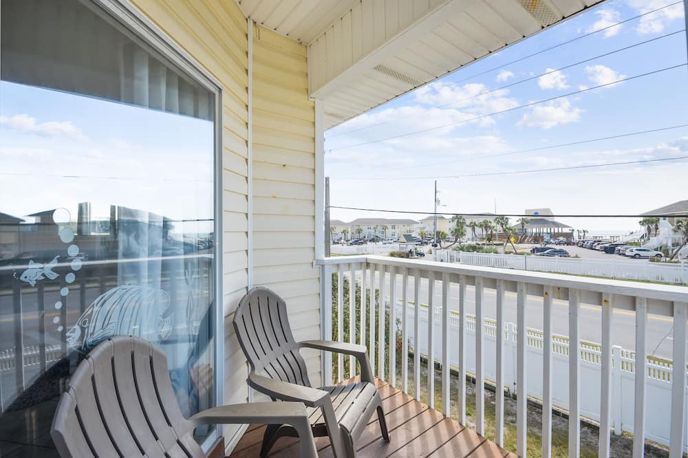 Photo of Patio Balcony in Holiday Isle