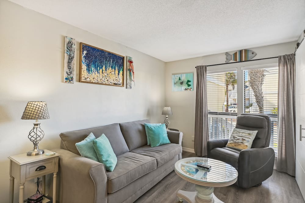Photo of Livingroom in Holiday Isle
