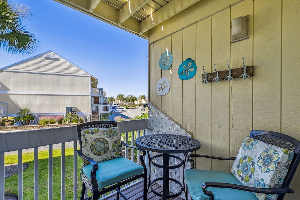 Photo of Patio Balcony in Holiday Isle