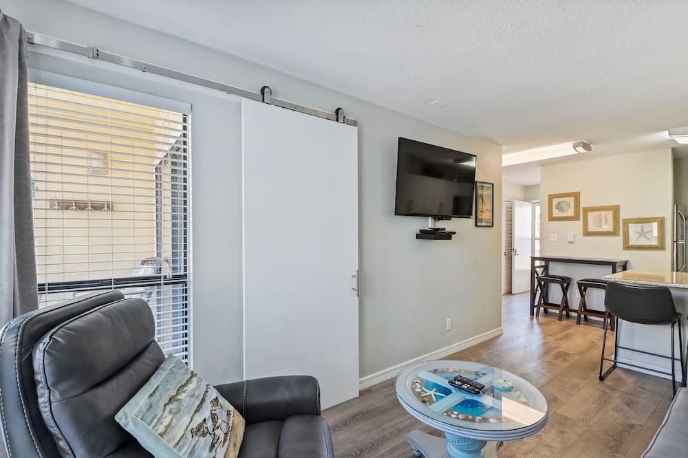 Photo of Bedroom in Holiday Isle