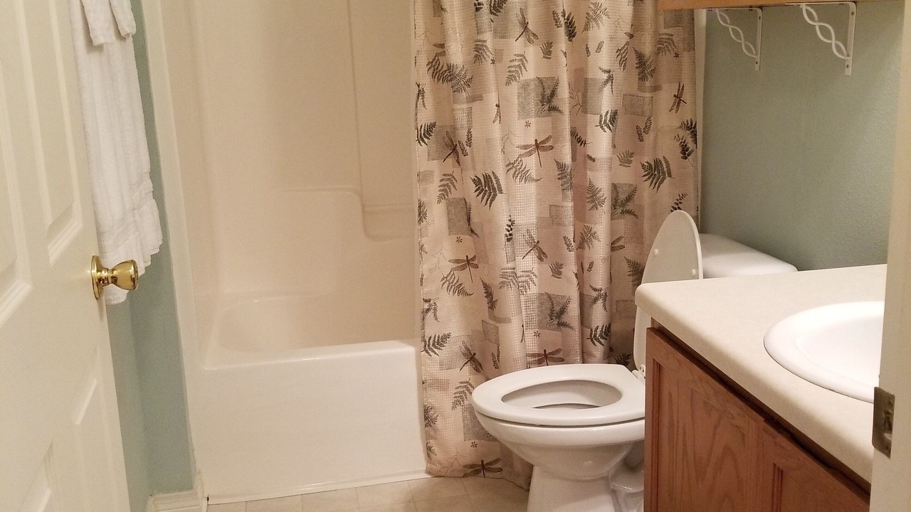 Photo of Bathroom in Lillian