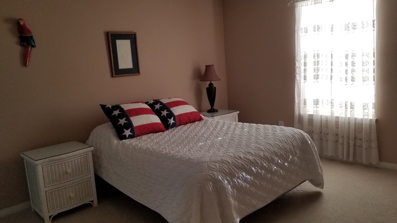 Photo of Bedroom in Lillian