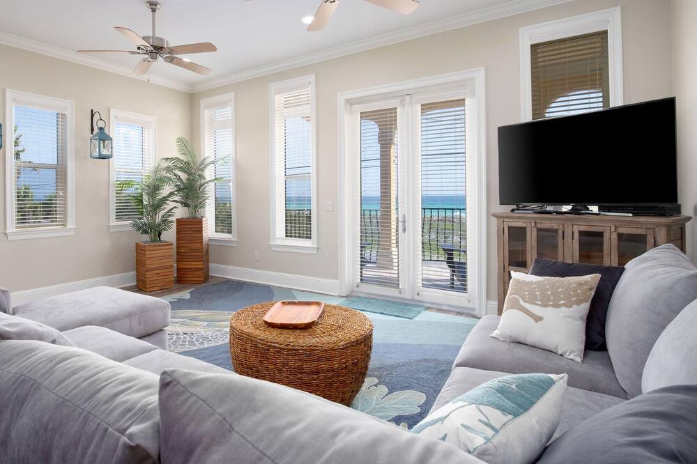 Photo of Livingroom in Sunnyside On The Gulf