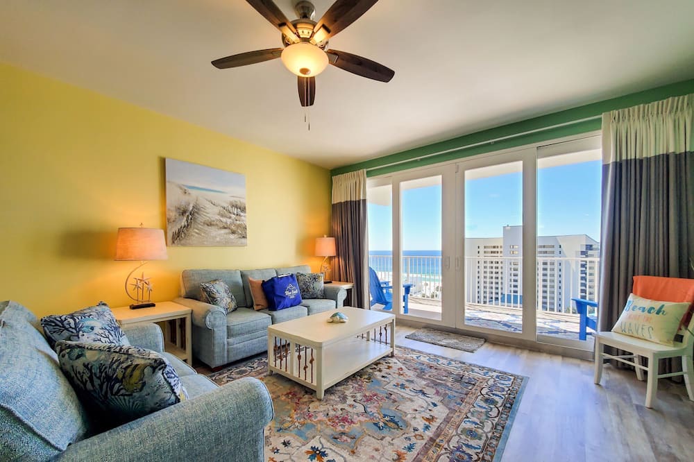 Photo of Livingroom in Holiday Beach