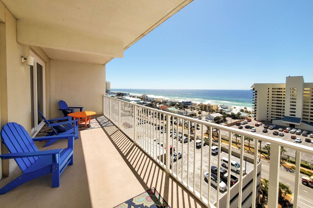 Photo of Patio Balcony in Holiday Beach